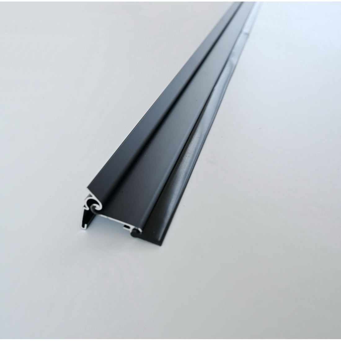 Automatic Door Seal 915mm - Black