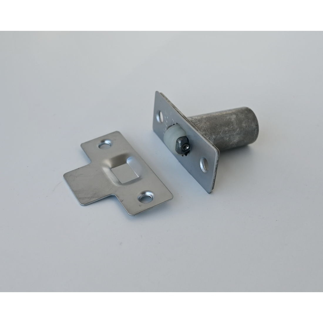 Adjustable Roller Catch -SC