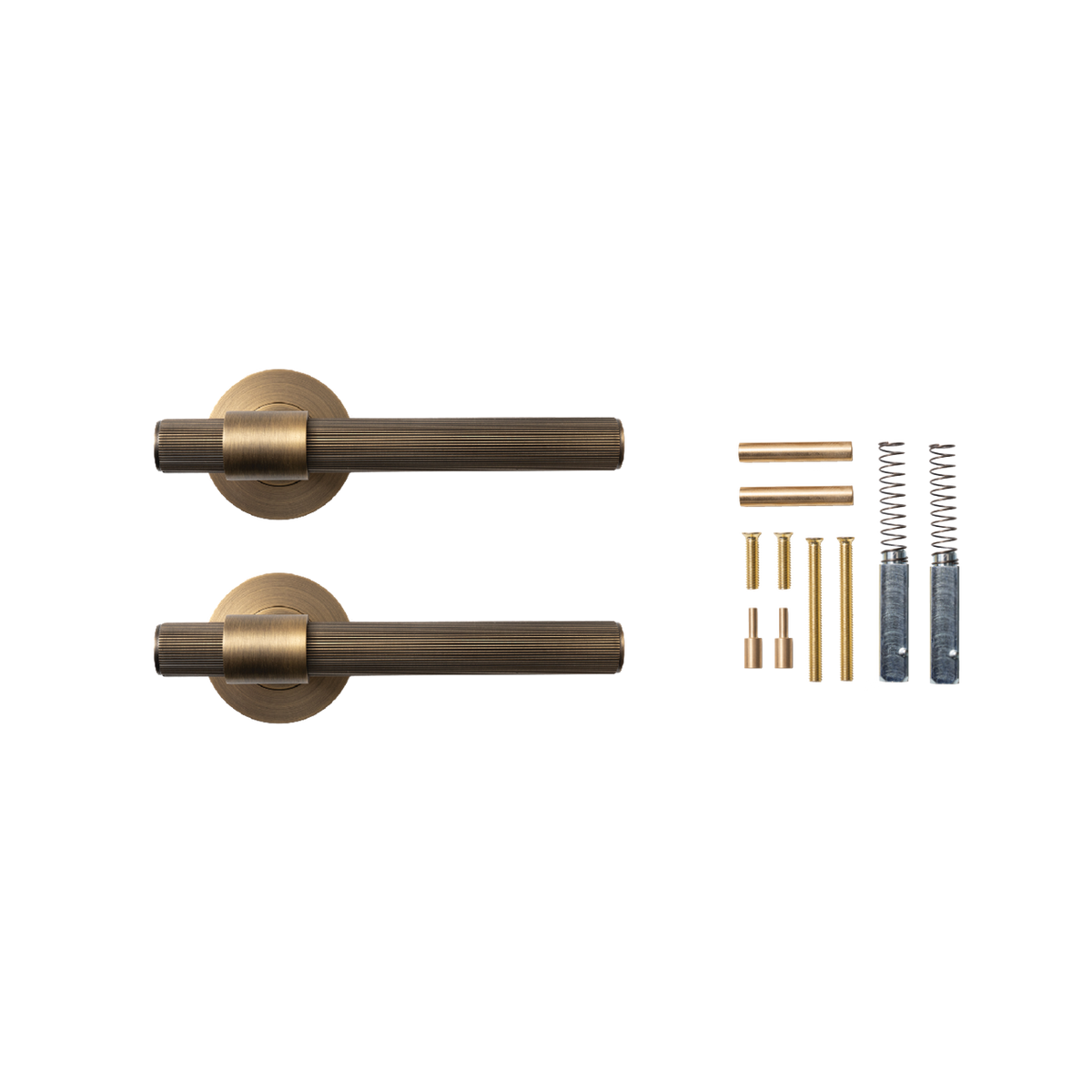 Momo Belgravia Solid Brass Lined Lever Handle Set In