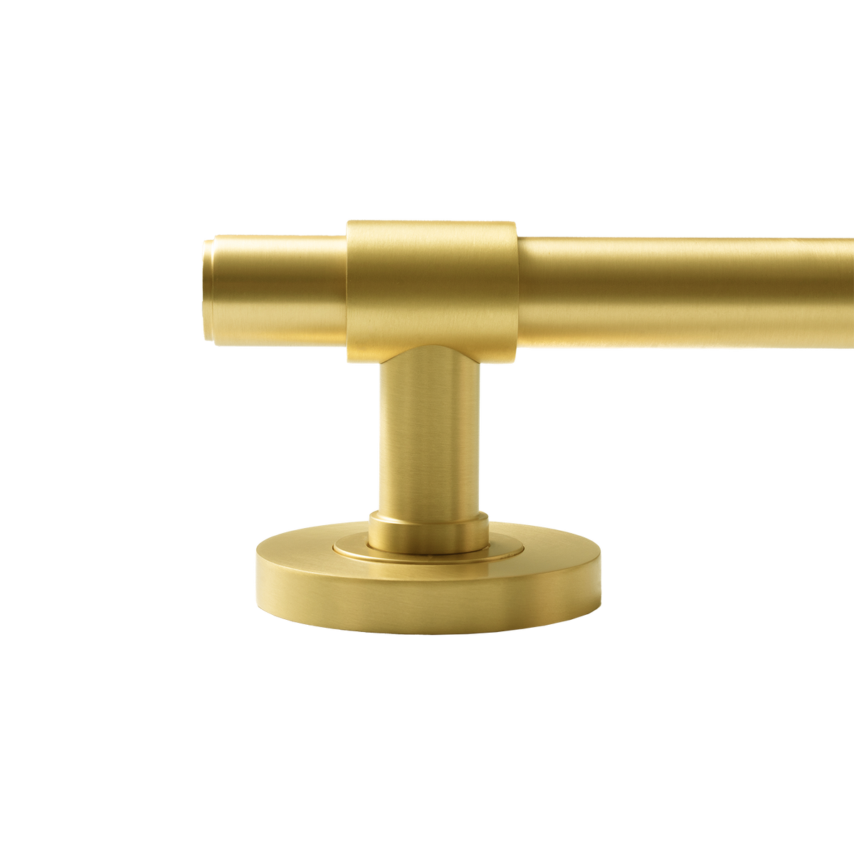 Momo Belgravia Plain Solid Brass Lever Entrance Set In