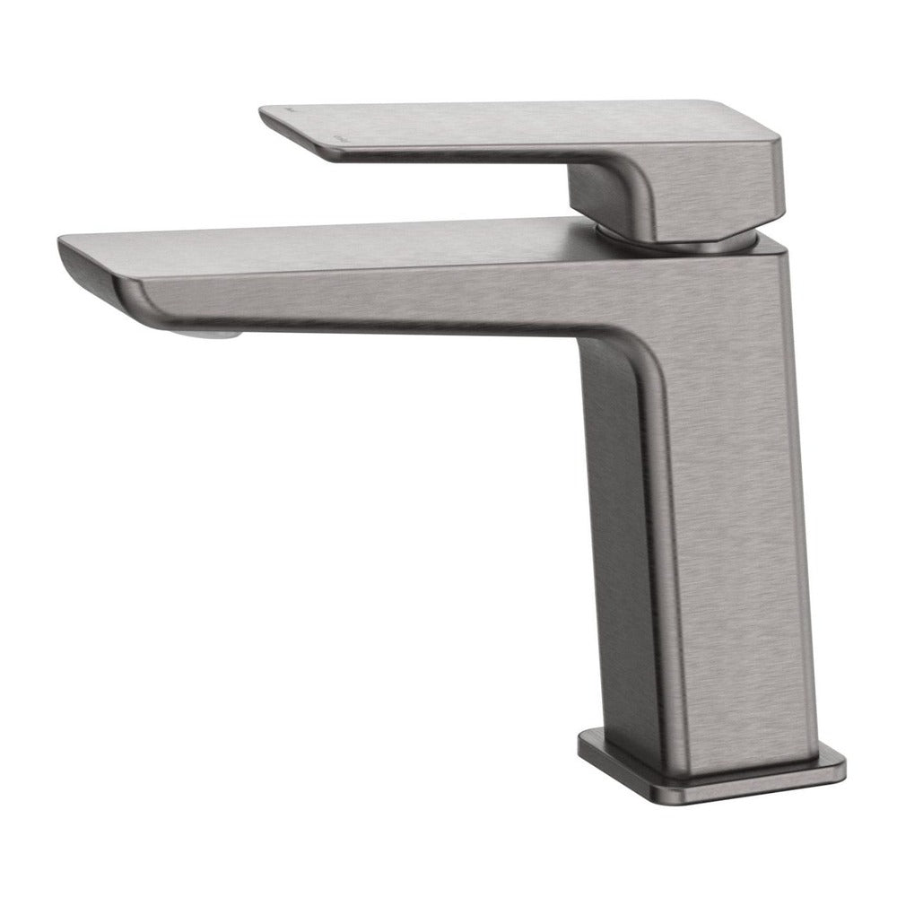 Tiago Basin Mixer