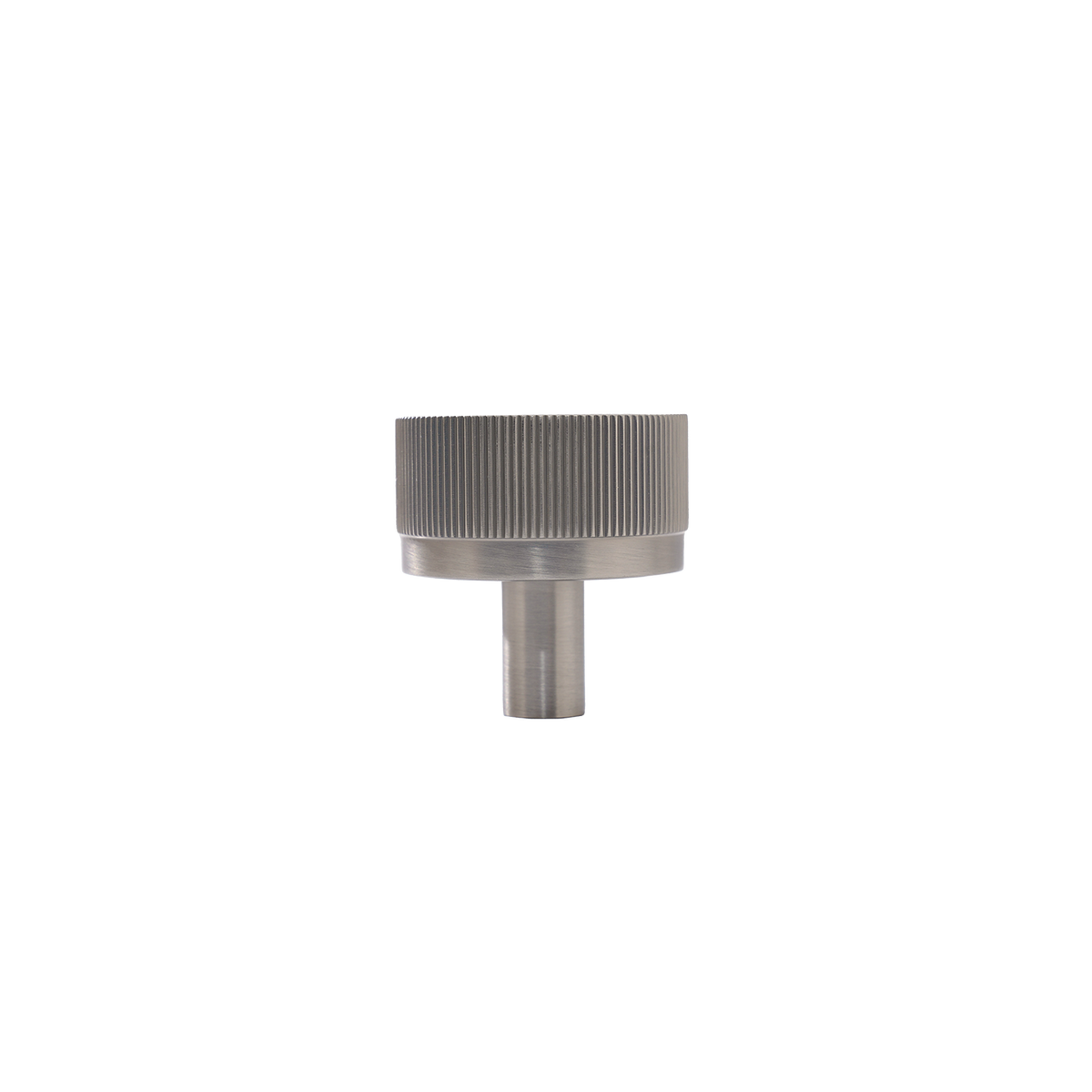 Momo Bellevue Lined Knob Solid Brass 35mm - rear mounting detail