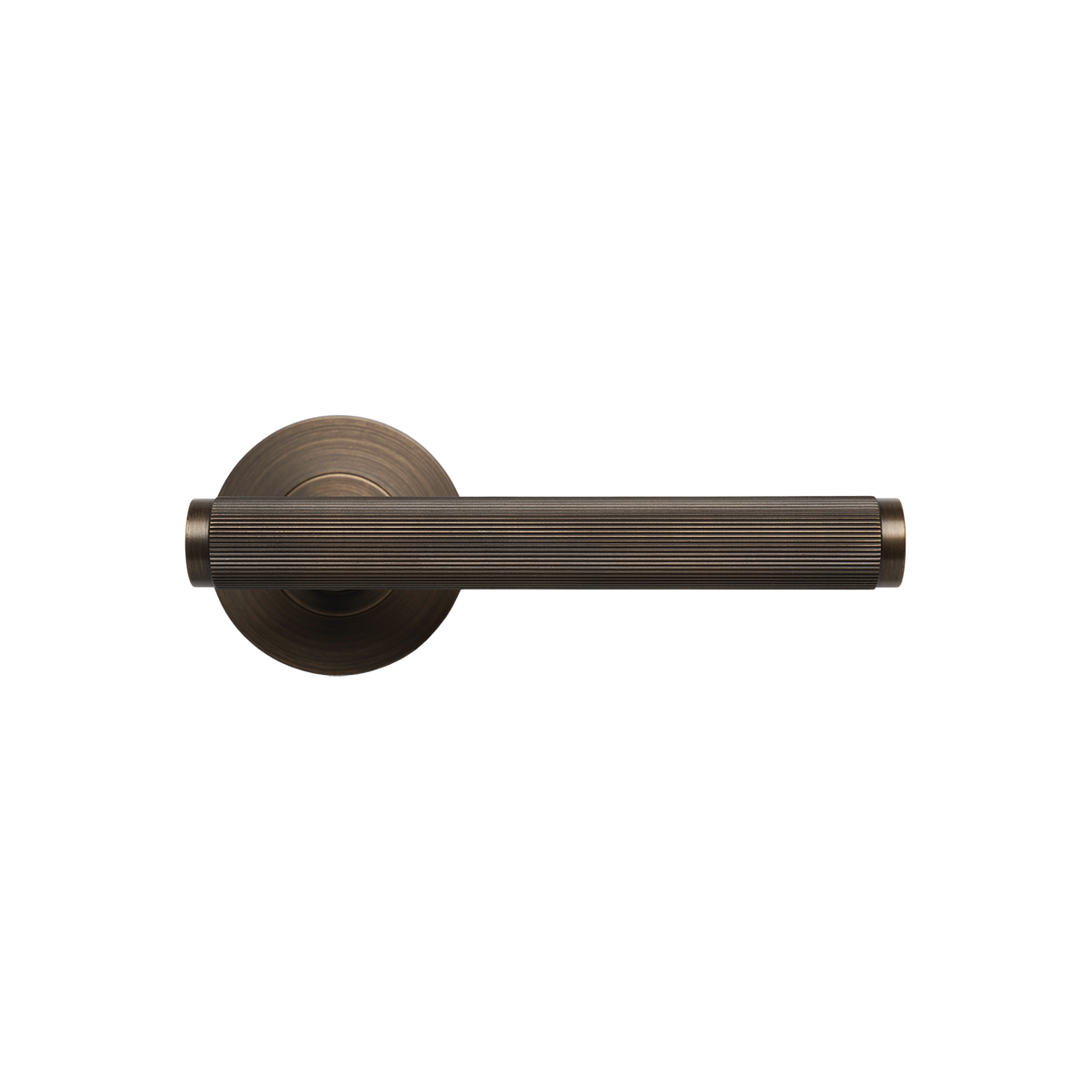 Momo Bellevue Solid Brass Lined Lever Entrance Set In