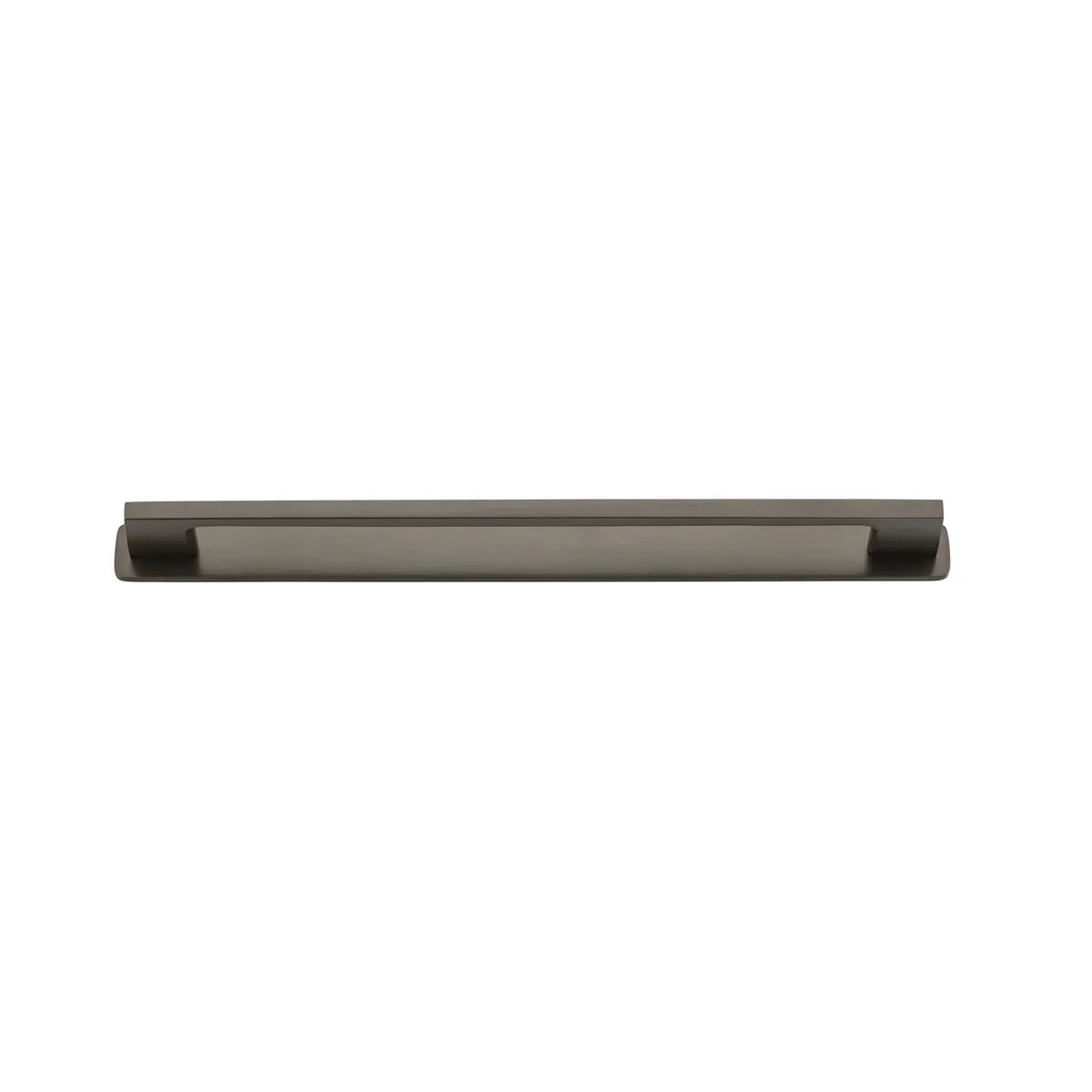 Cali Cabinet Pull with Backplate - CTC 256mm in Signature Brass - finish and profile close-up