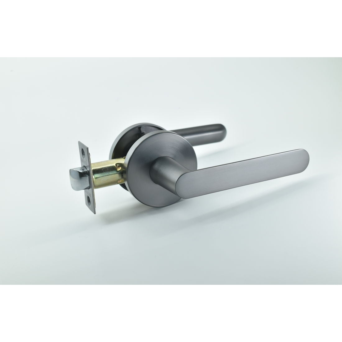 Mila Satin Black Nickel - Passage