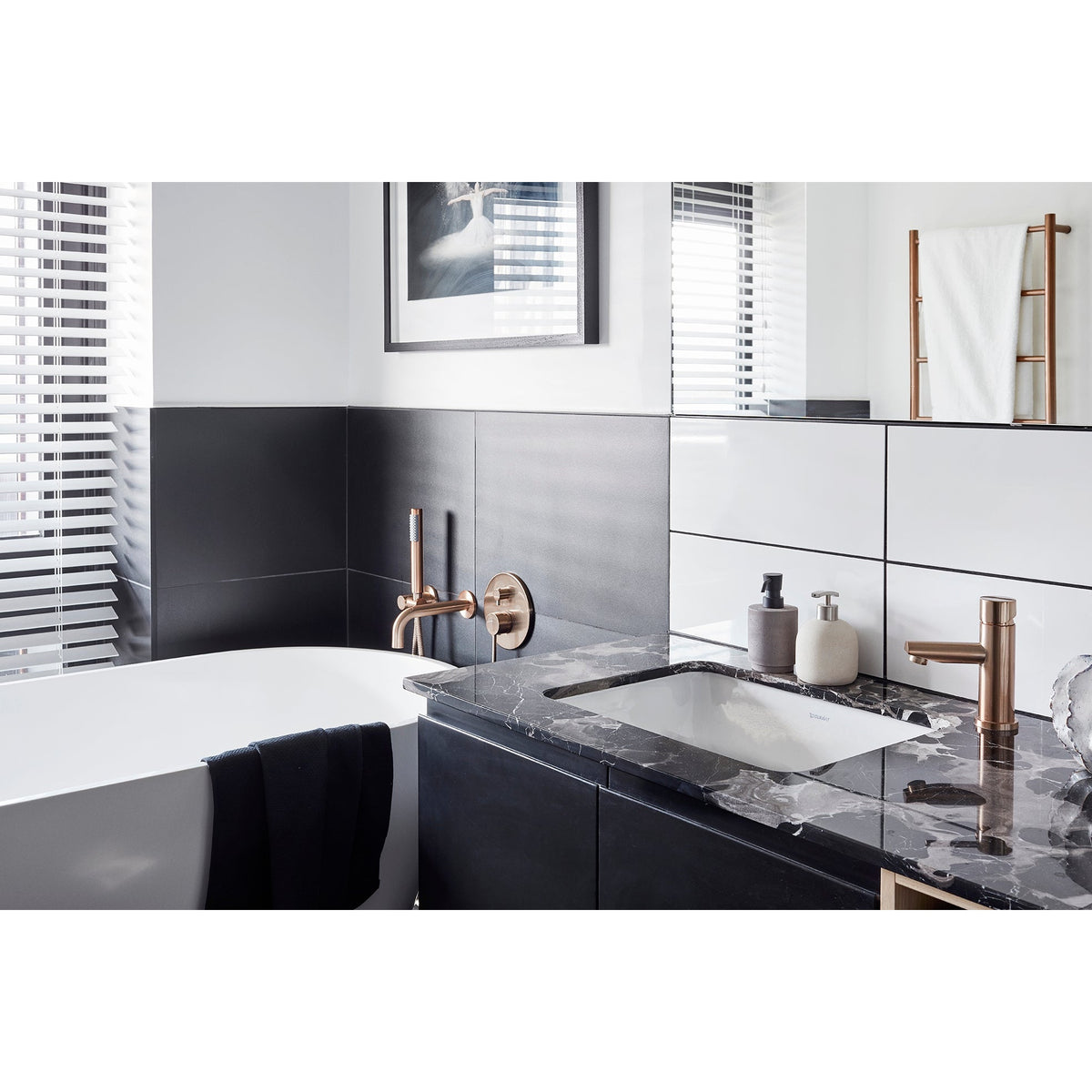 Round Pinless Basin Mixer in Matte Black - side profile view (12 of 32)