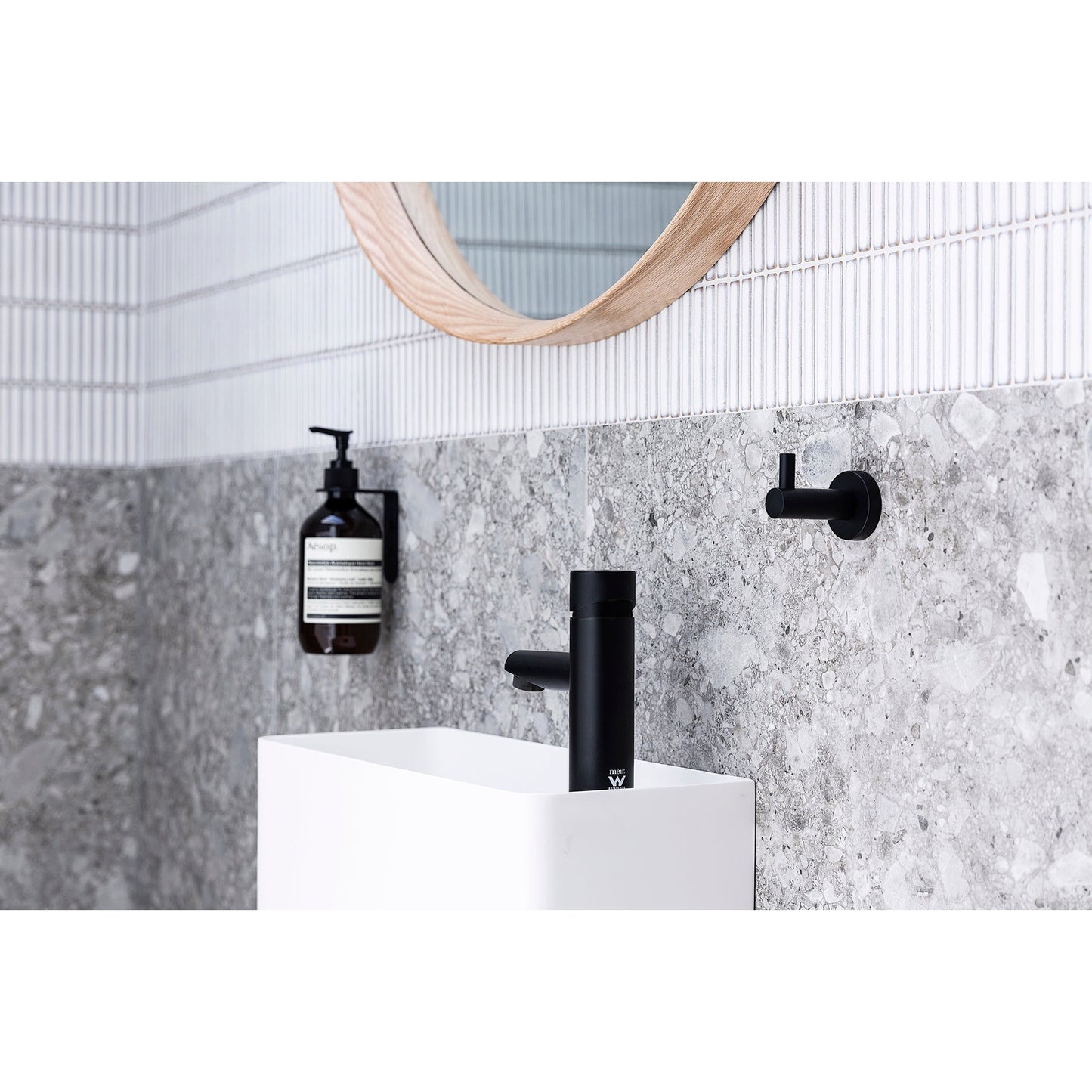 Round Pinless Basin Mixer - Matte Black