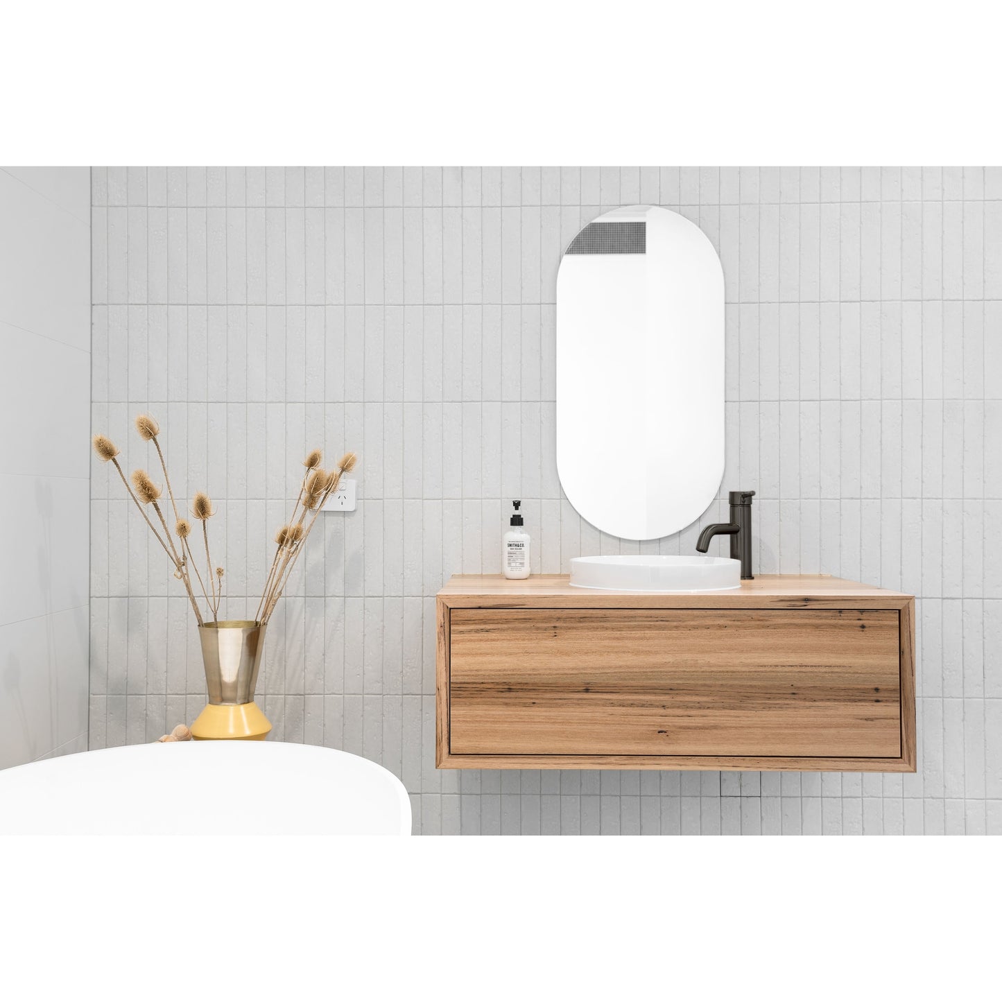Round Basin Mixer Curved - Shadow