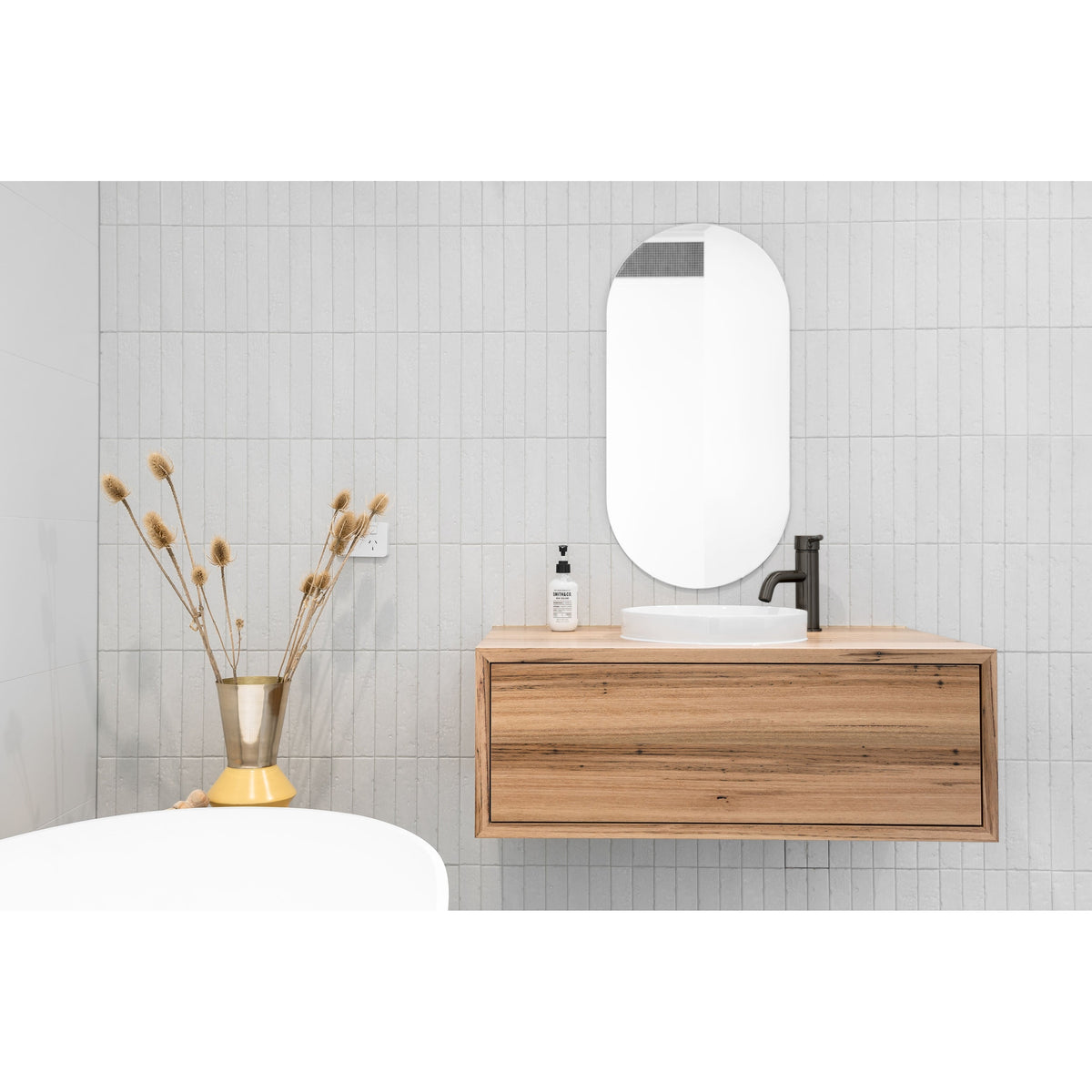Round Basin Mixer Curved - Shadow