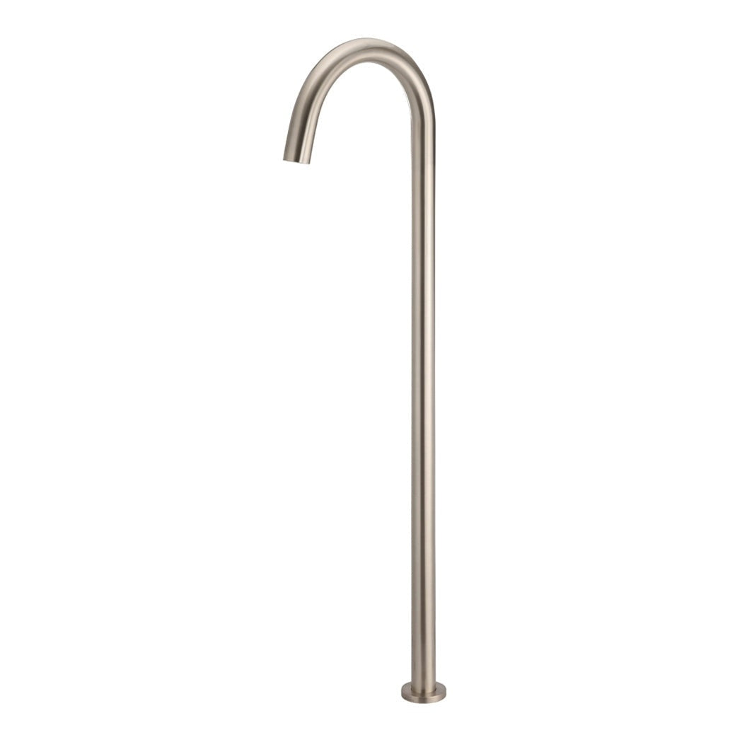 Round Freestanding Bath Spout in Matte Black - finish and profile close-up