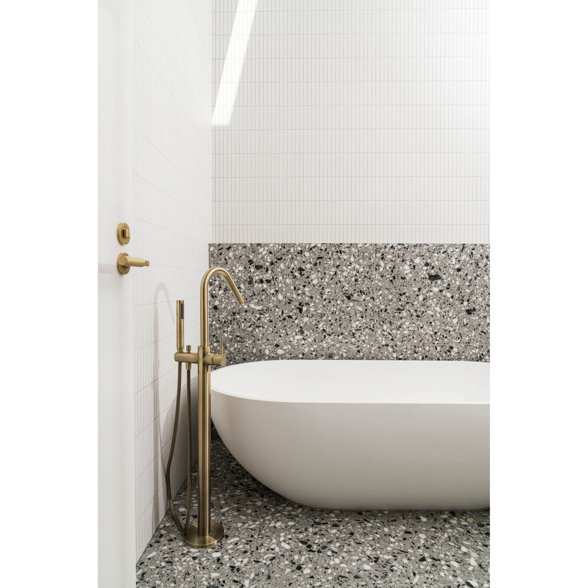 Round Freestanding Bath Spout and Hand Shower in Matte Black - alternative product view (21 of 40)