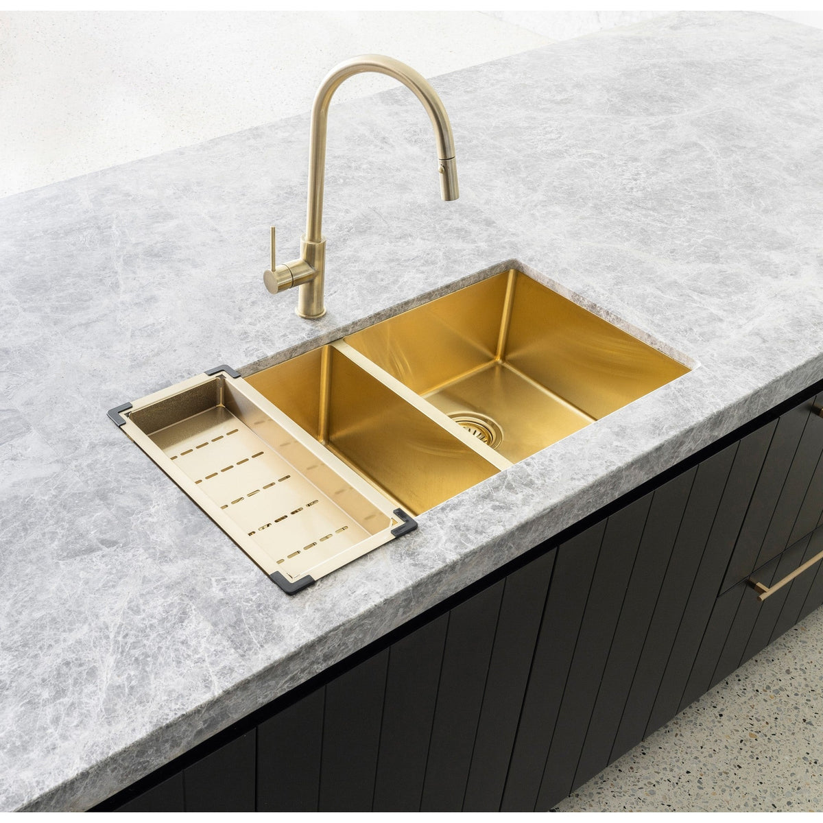 Kitchen Sink Colander - Tiger Bronze