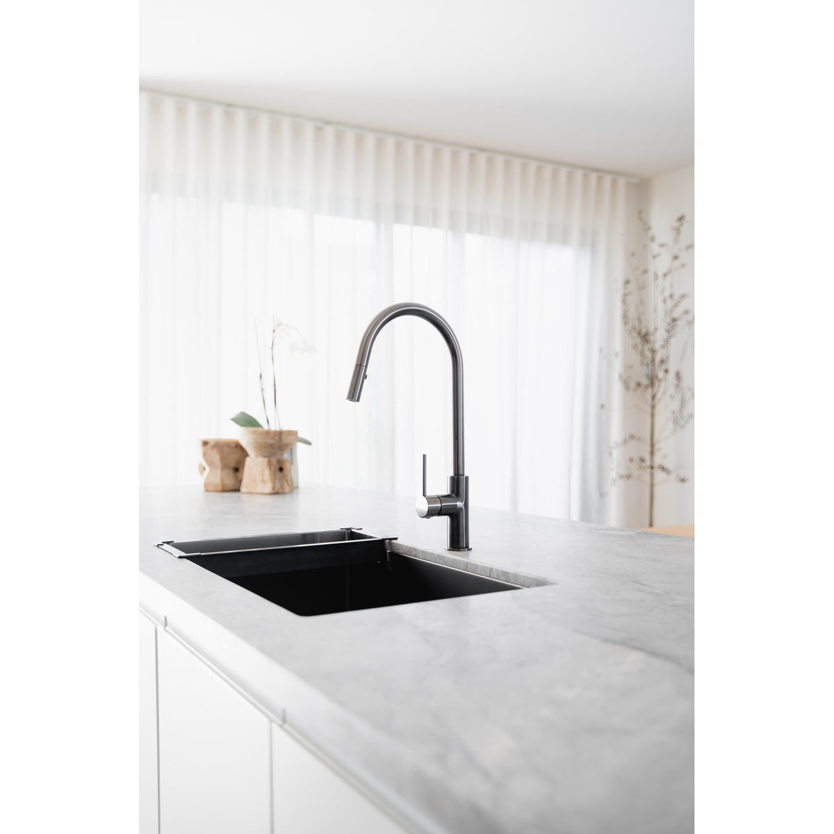 Kitchen Sink Colander - Shadow