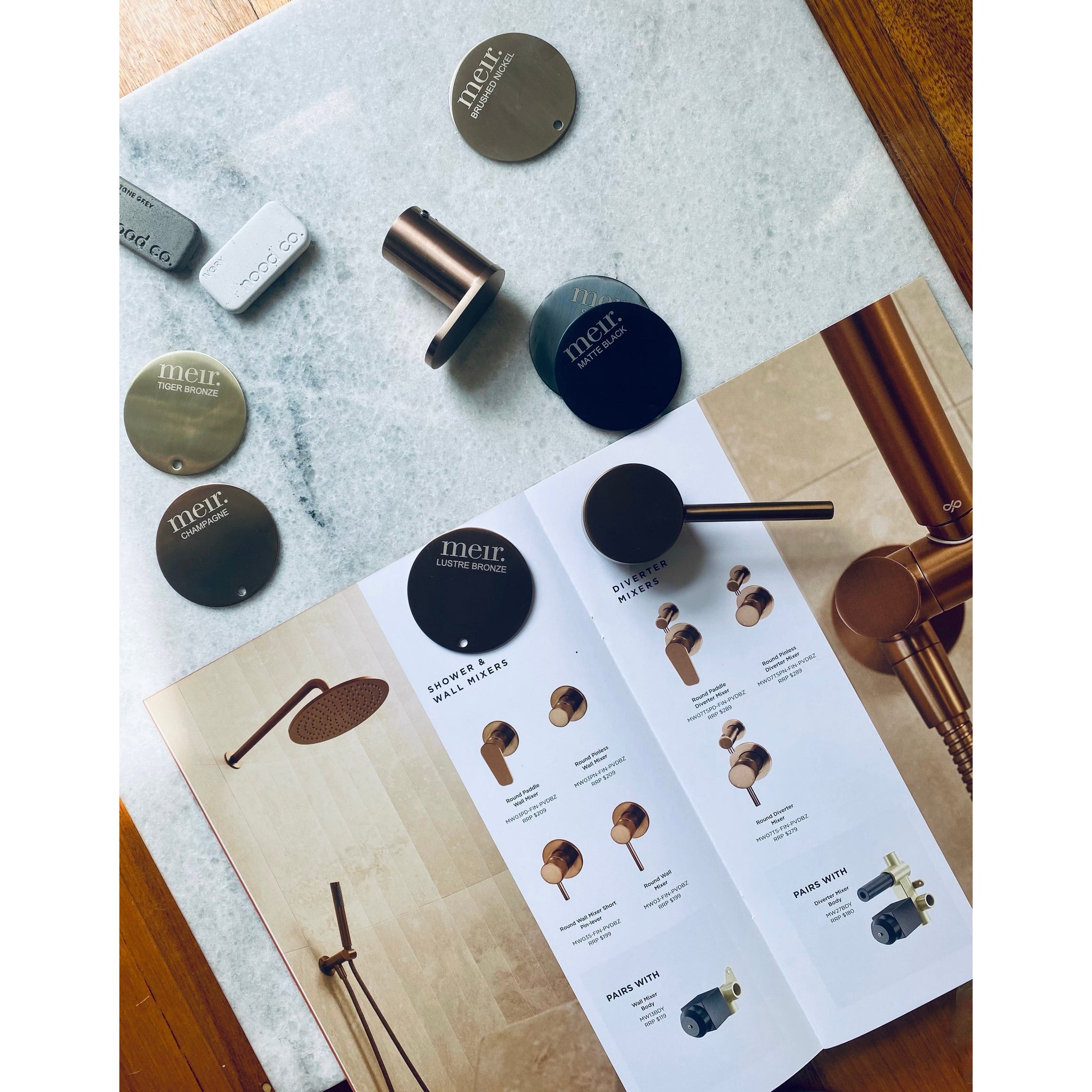 Round Colour Sample Disc Set
