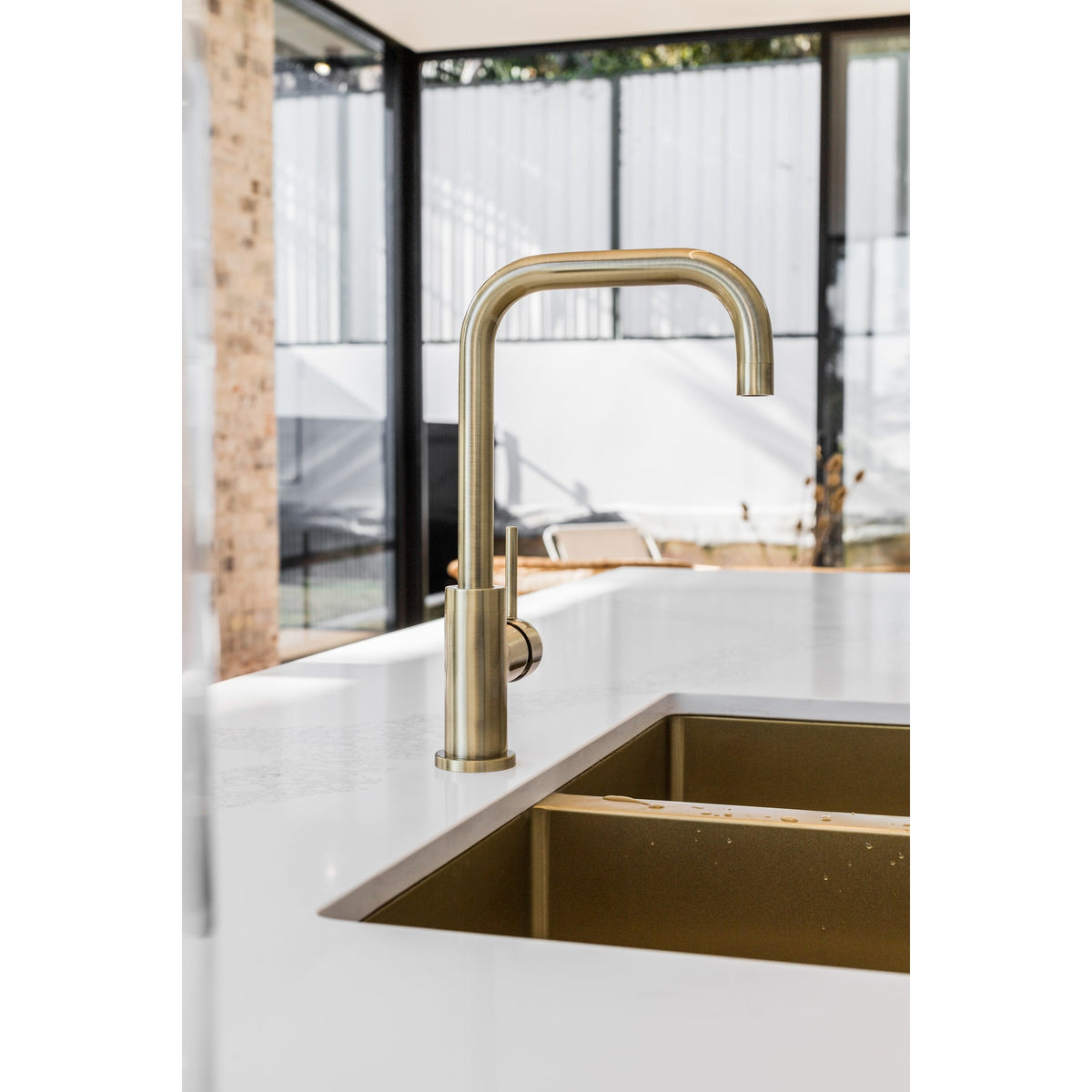 Round Kitchen Mixer Tap - Tiger Bronze