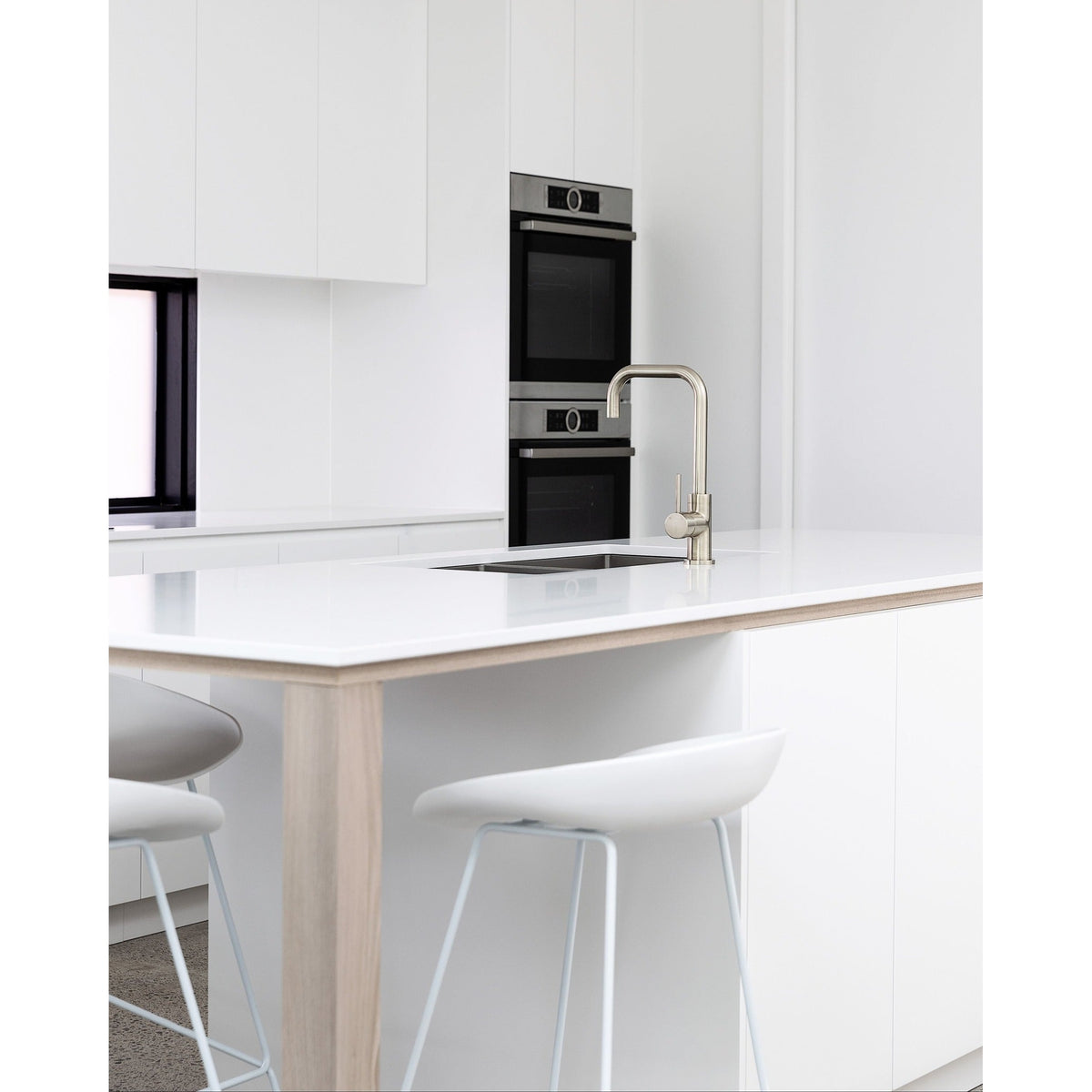 Round Kitchen Mixer Tap - Brushed Nickel