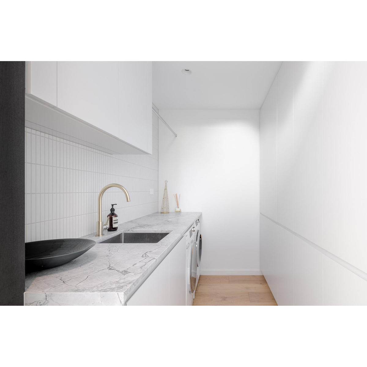 Round Gooseneck Kitchen Mixer Tap - Brushed Nickel