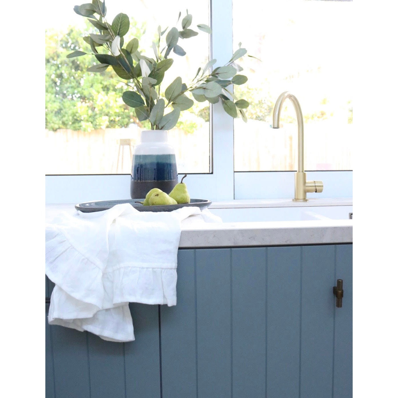 Round Pinless Gooseneck Kitchen Mixer Tap - Tiger Bronze