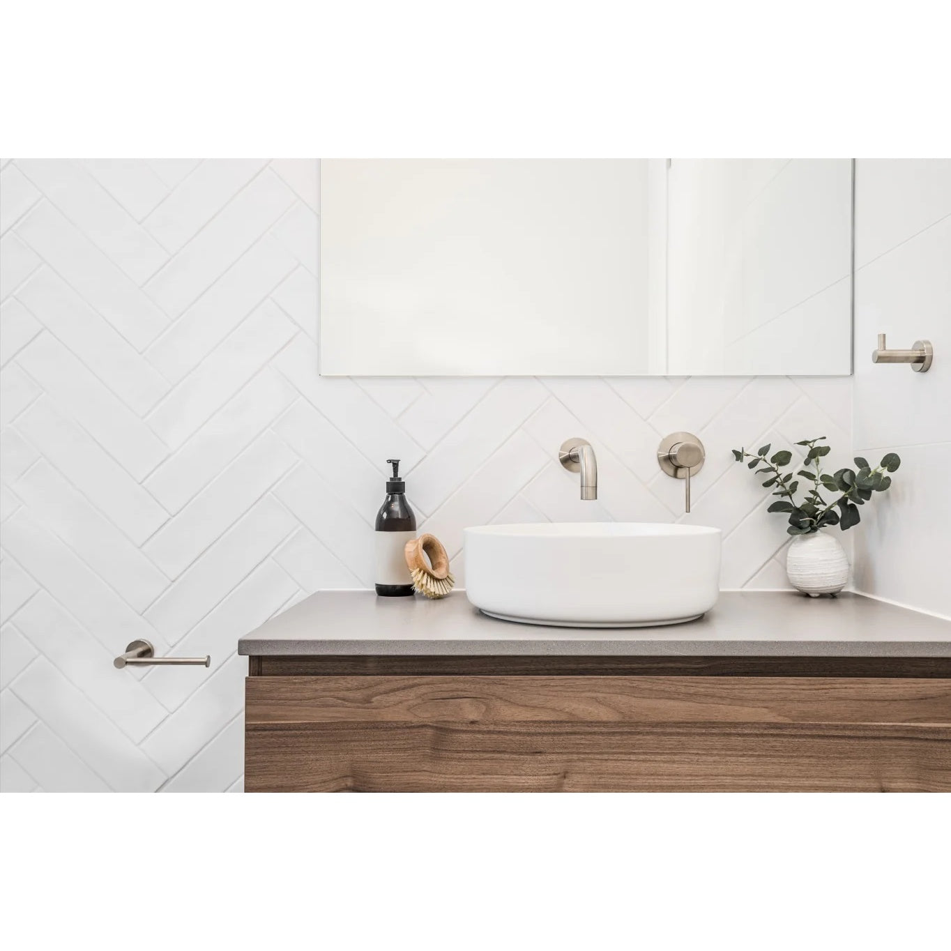 Universal Round Curved Spout 130mm - Brushed Nickel