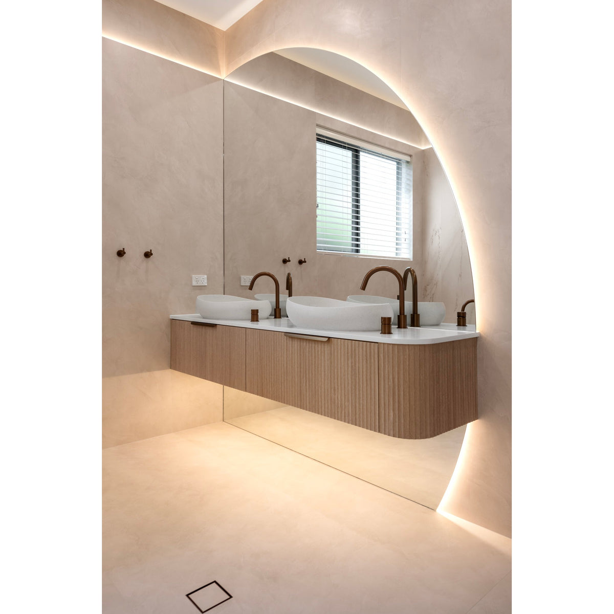 Round Hob Mounted Swivel Spout - Lustre Bronze