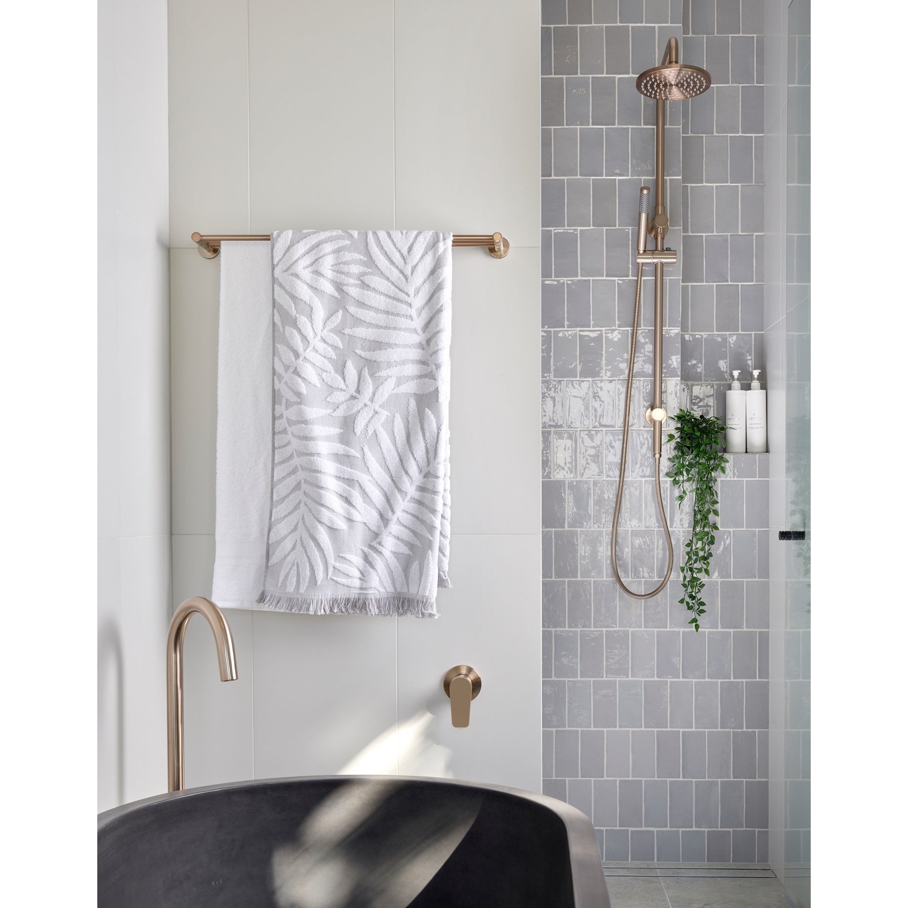 Round Wall Mixer Paddle Handle Finish Kit - Champagne