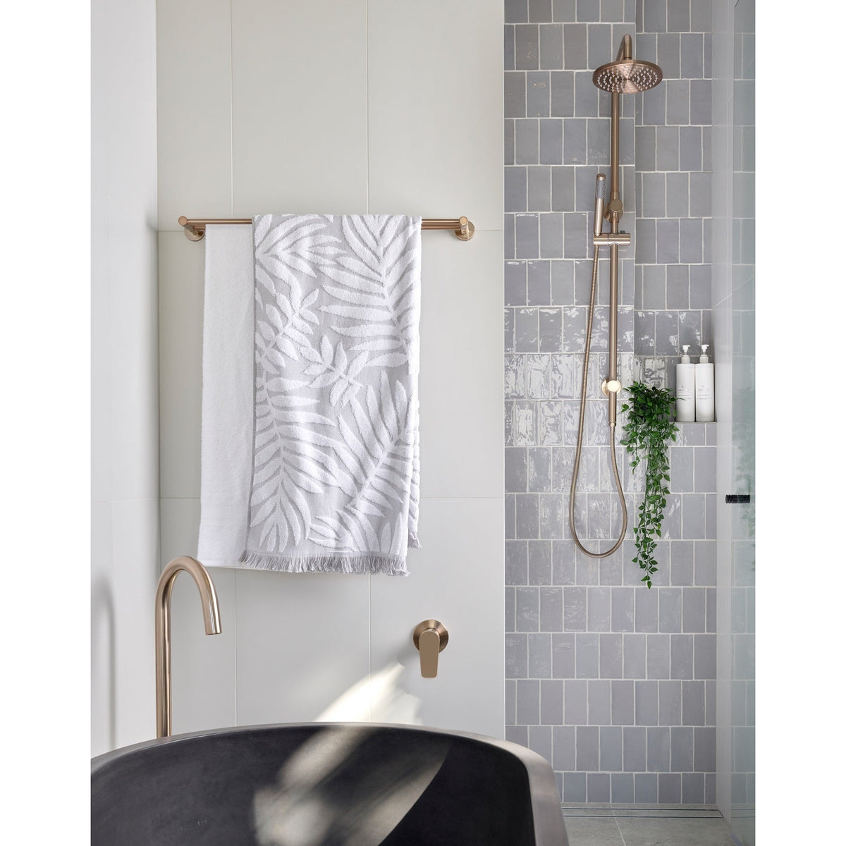 Round Wall Mixer Paddle Handle Finish Kit - Champagne