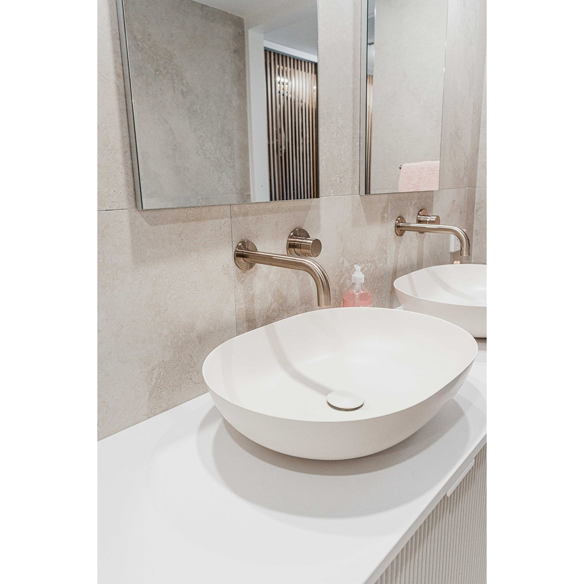 Round Wall Mixer Pinless Handle Finish Kit - Champagne