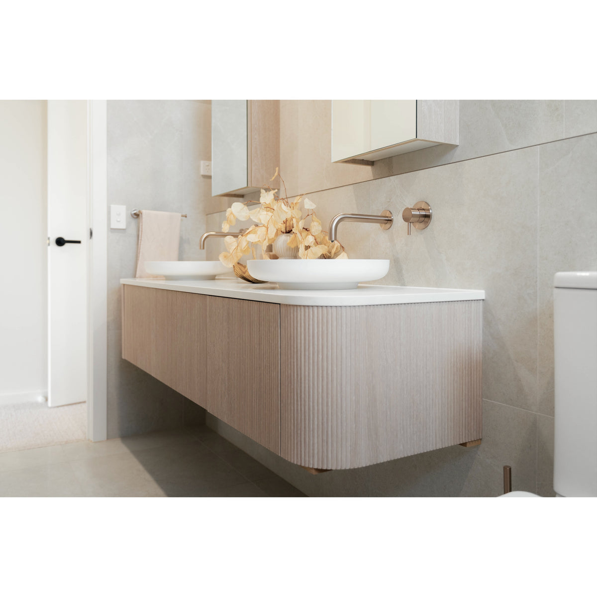 Round Wall Mixer Short Pin-lever Finish Kit in Polished Chrome - rear mounting detail