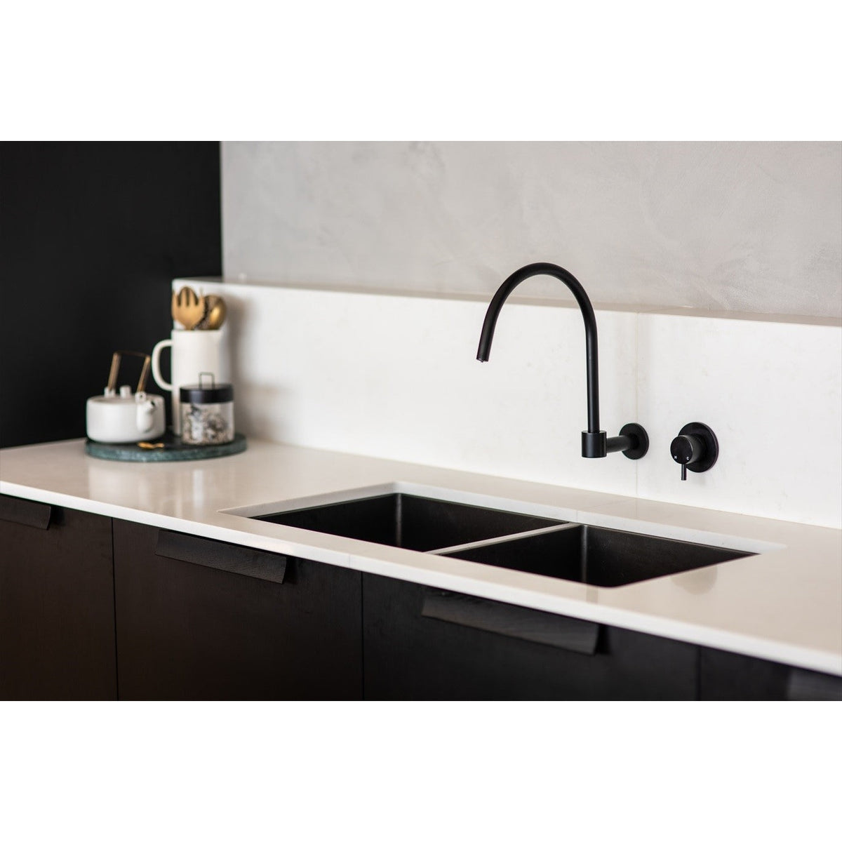 Round Wall Mixer Short Pin-lever Finish Kit - Matte Black