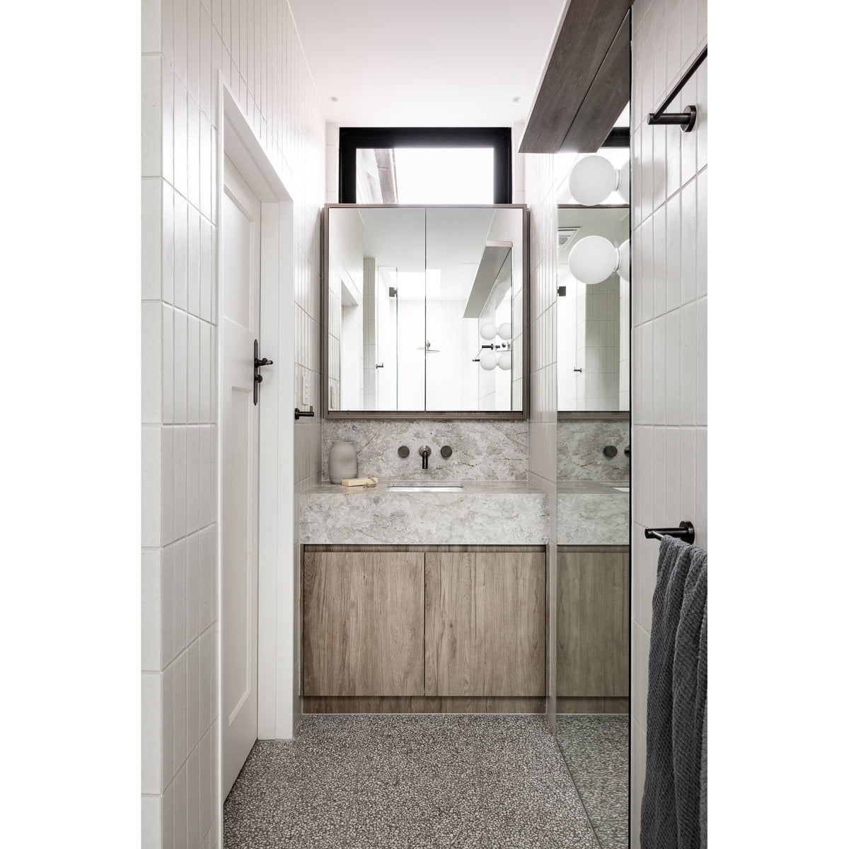 Circular Wall Taps - front view, bathroom fixture by Meir (41 of 41)