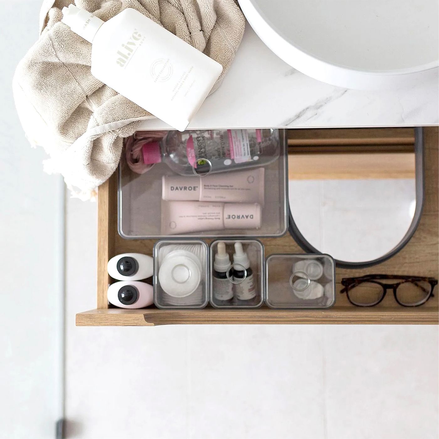 Byron 750mm Natural Oak Wall Hung Vanity