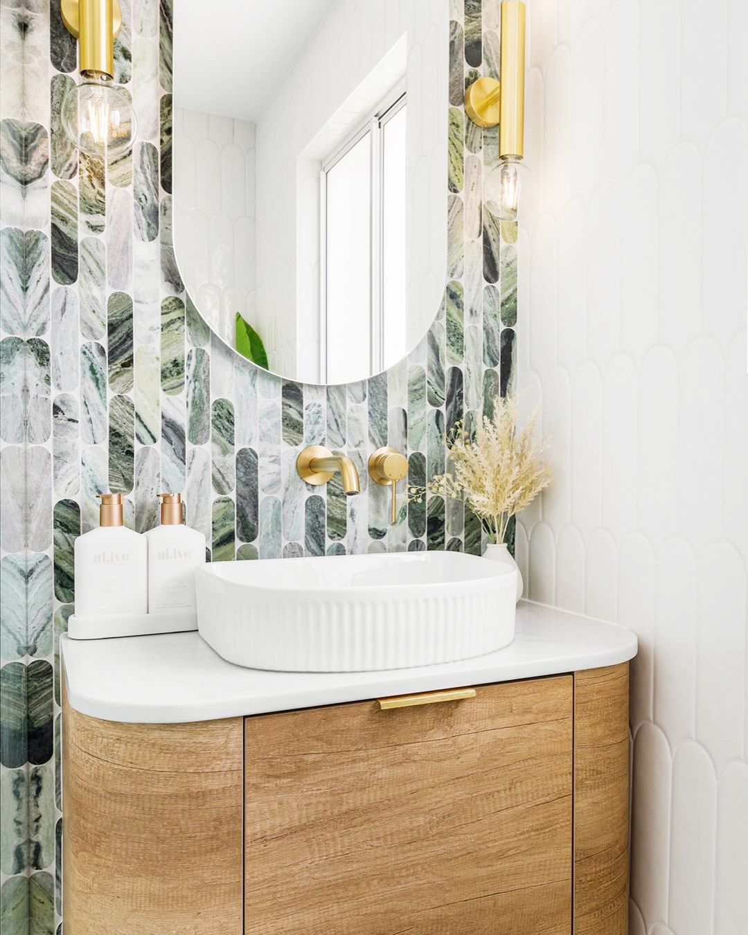 Bondi 600mm Natural Oak Wall Hung Curve Vanity (12TH & NTH Only)