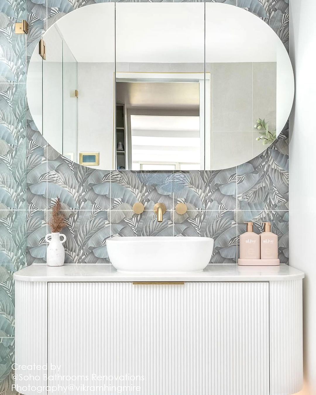 Bondi 1200mm Satin White Fluted Wall Hung Curve Vanity
