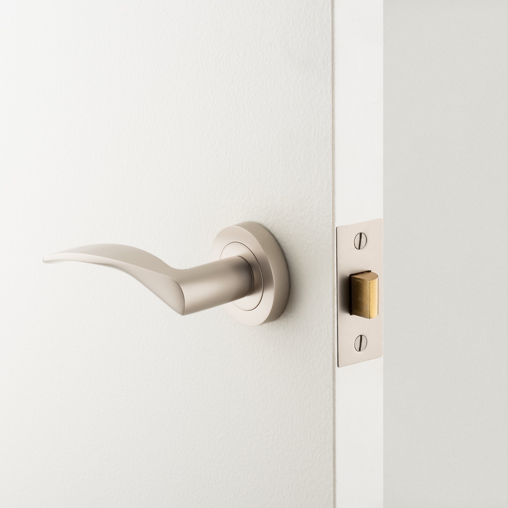 Oxford Lever - Round Rose
