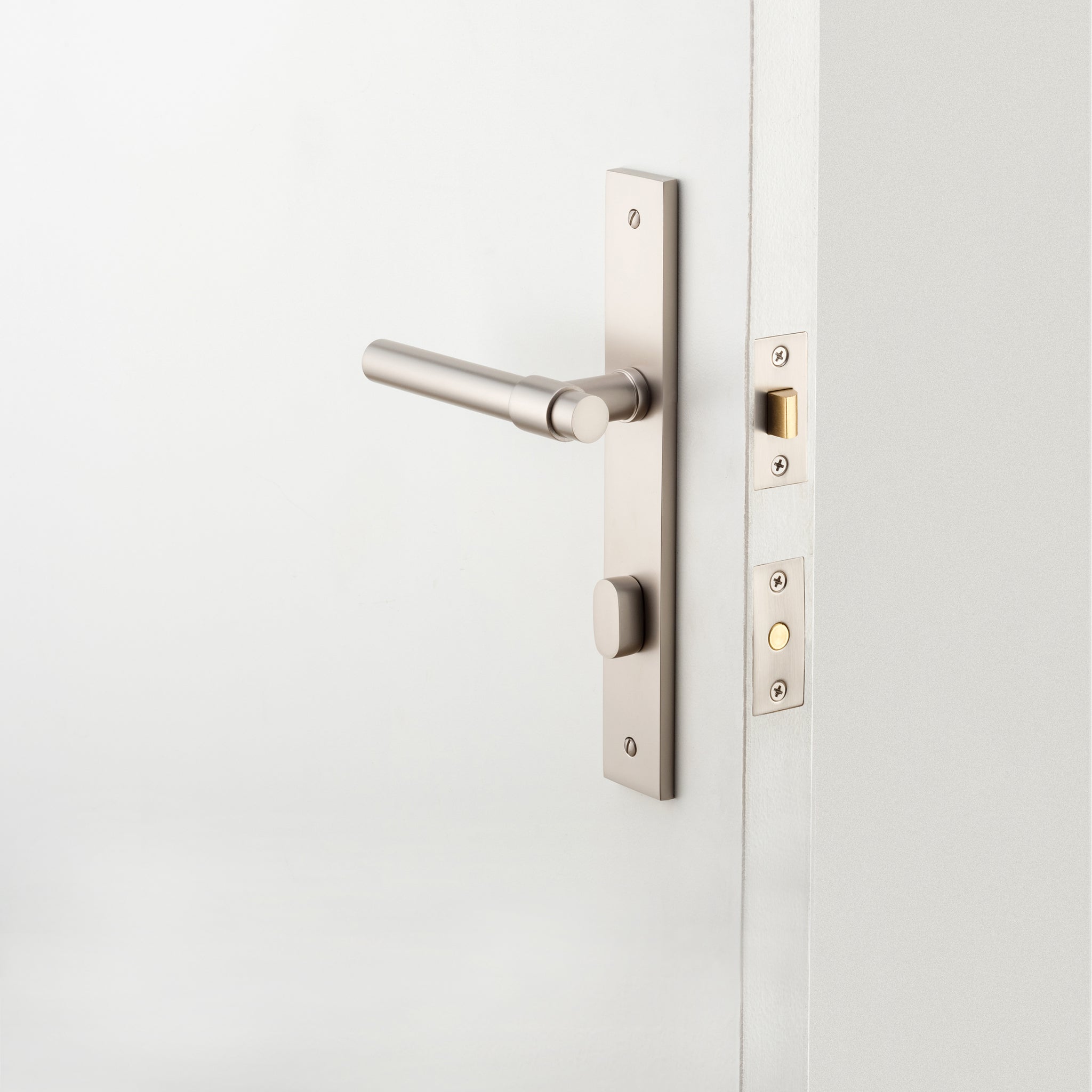Helsinki Lever - Rectangular Backplate Privacy Kit with Privacy Turn