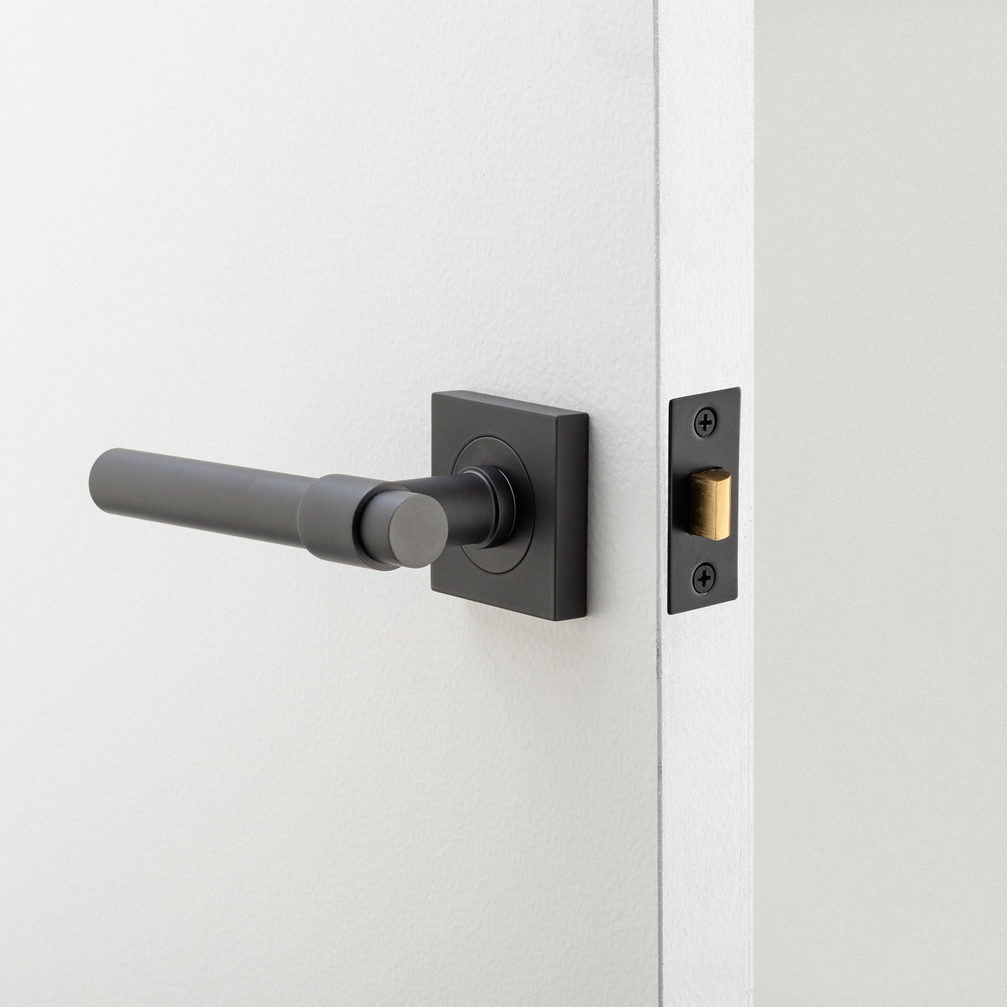 Helsinki Lever - Square Rose