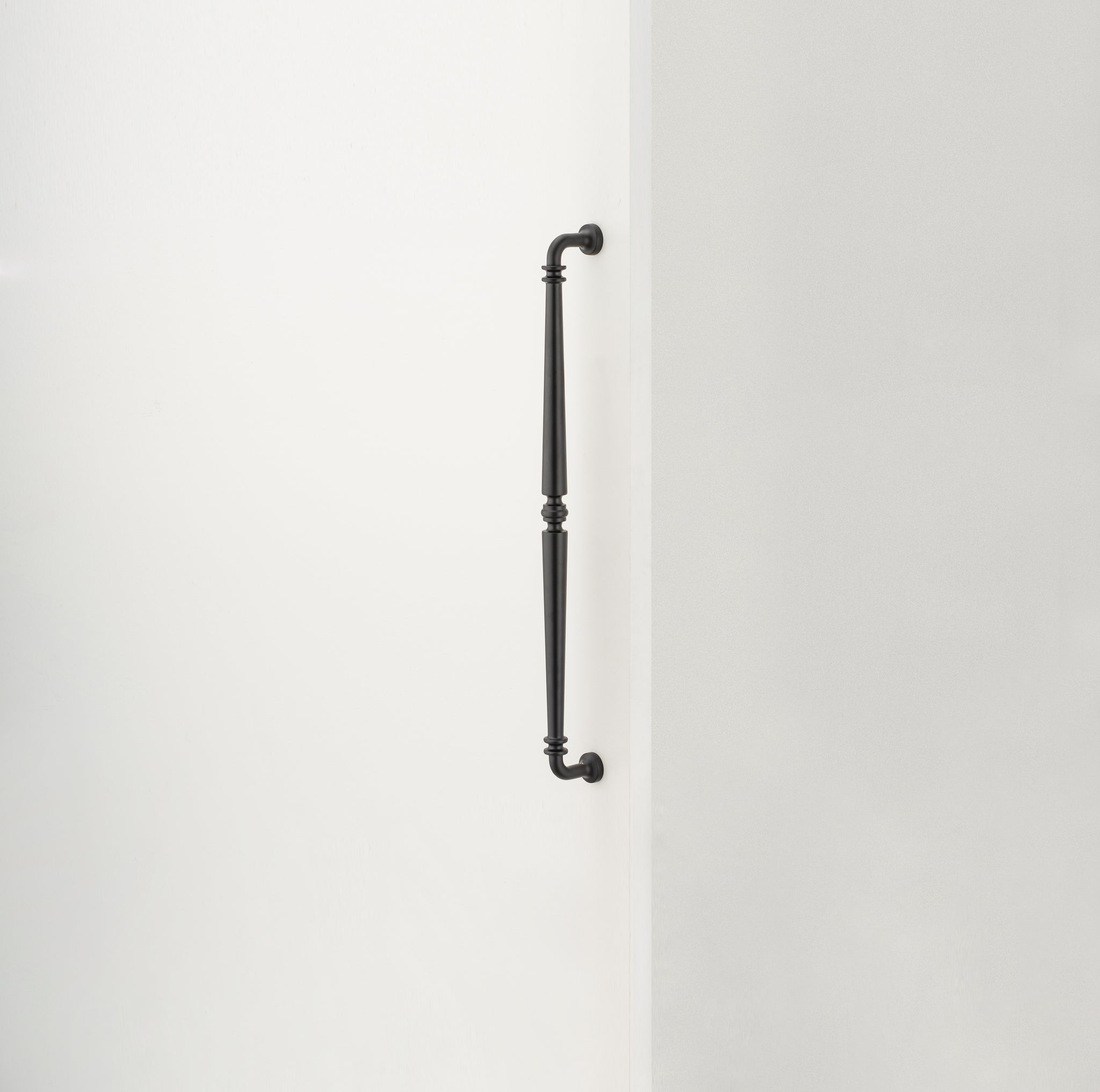 Sarlat Pull Handle - 600mm