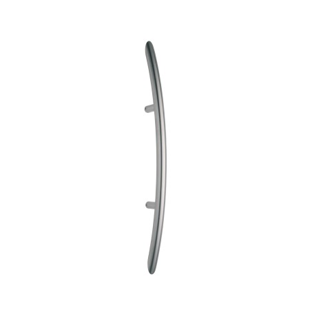 Curved 600mm Pull Handle in Stainless Steel in Stainless Steel